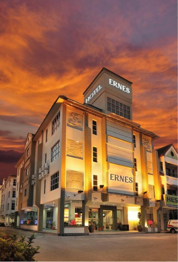 Ernes Hotel Perai Exterior photo